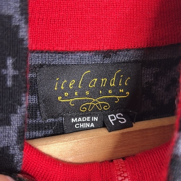 Icelandic Design 100% Merino Wool Zip Up Funnel Neck Winter Sweater - Picture 9 of 11